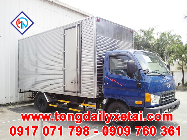 Xe Tải Hyundai HD65 Thùng Kín 2.5T