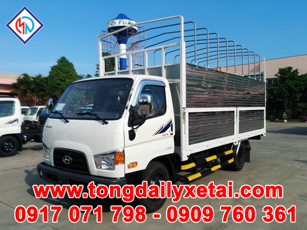 Xe Tải Hyundai HD78 Thùng Mui Bạt (4.5 Tấn)