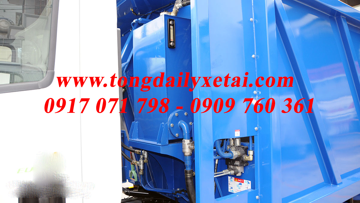 xe-chuyen-dung-xe-ep-rac-ermis-034-CT4