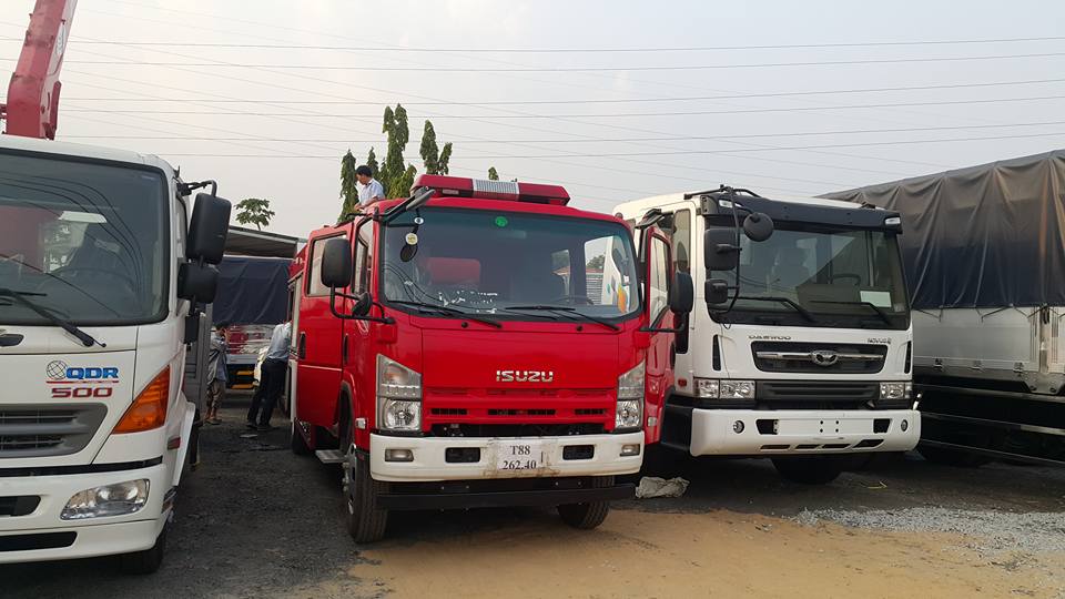 xe-cuu-hoa-isuzu-1