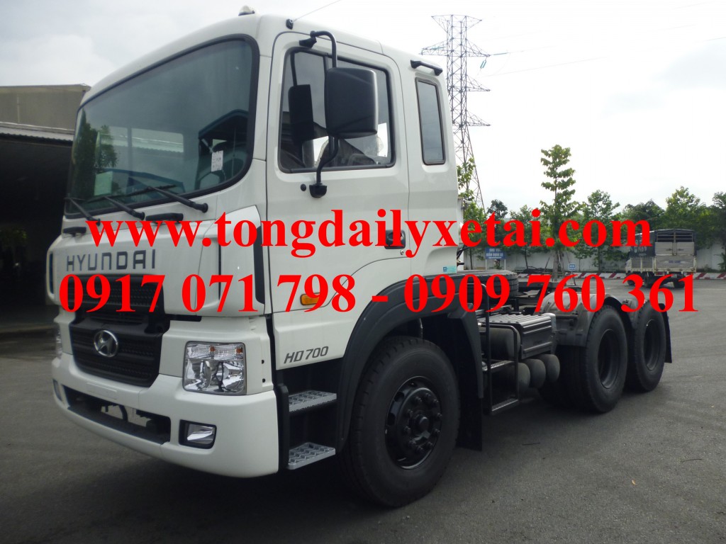 Xe Đầu Kéo Hyundai HD700 70 tấn 2017