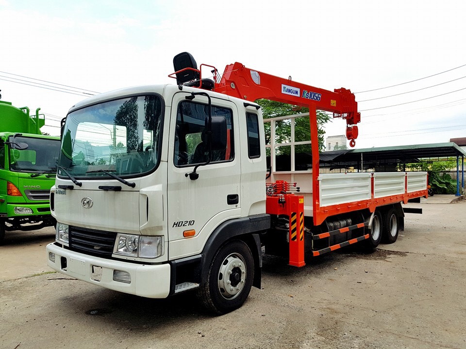 xe tải hyundai gắn cẩu