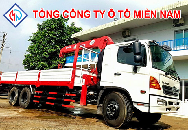 Xe Tải Hino Gắn Cẩu