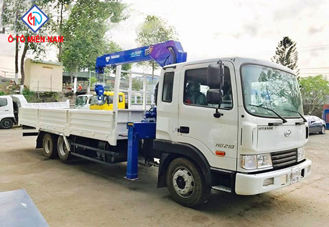 Xe Tải Hyundai Gắn Cẩu