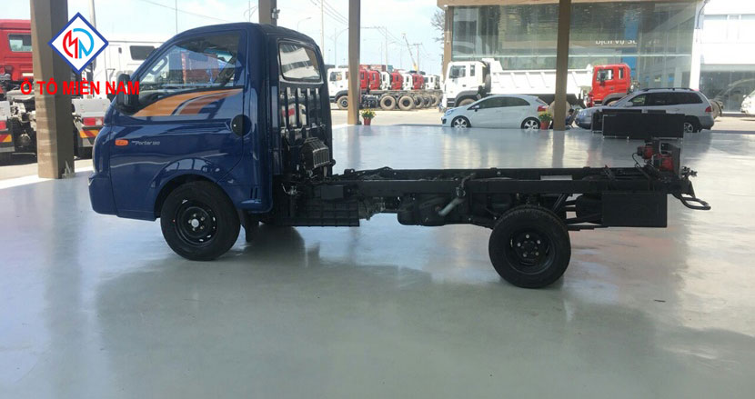 mua xe tải hyundai h150 1.5 tấn trả góp