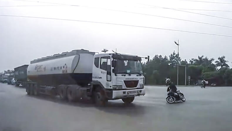 lỗi thường gặp của tài xế xe tải