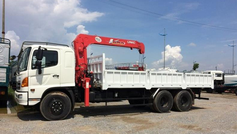xe tải Hino gắn cẩu