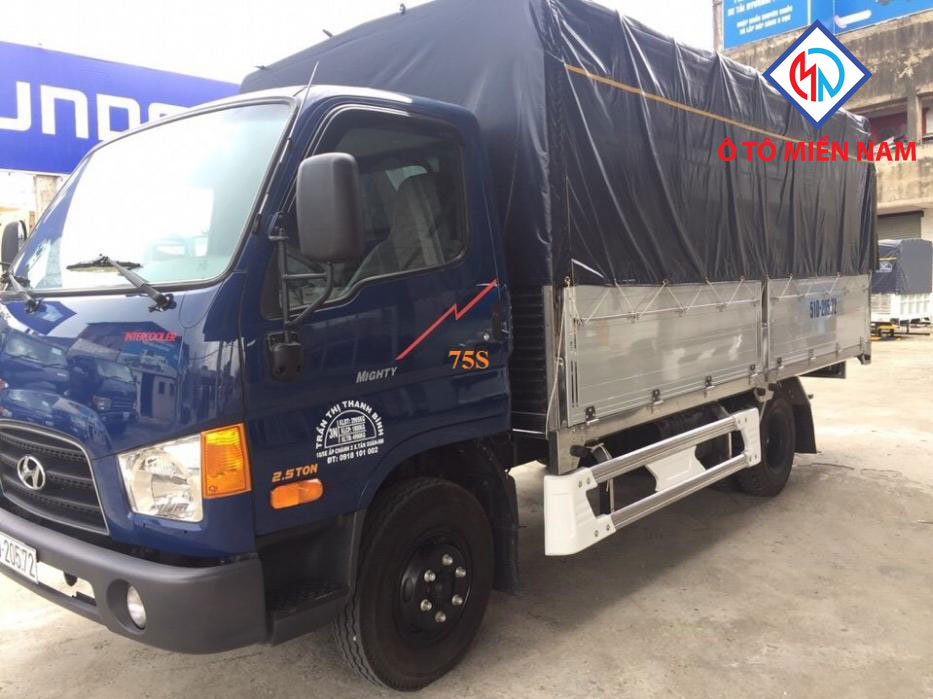Hyundai 75S thùng bạt