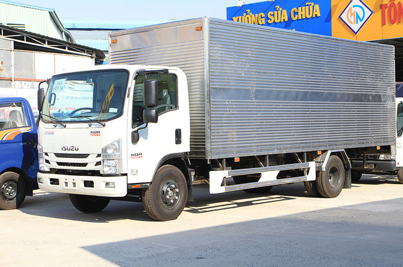 giá xe tải Isuzu 5.5 tấn