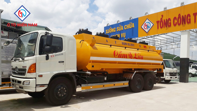 xe chuyên dùng và lối thoát