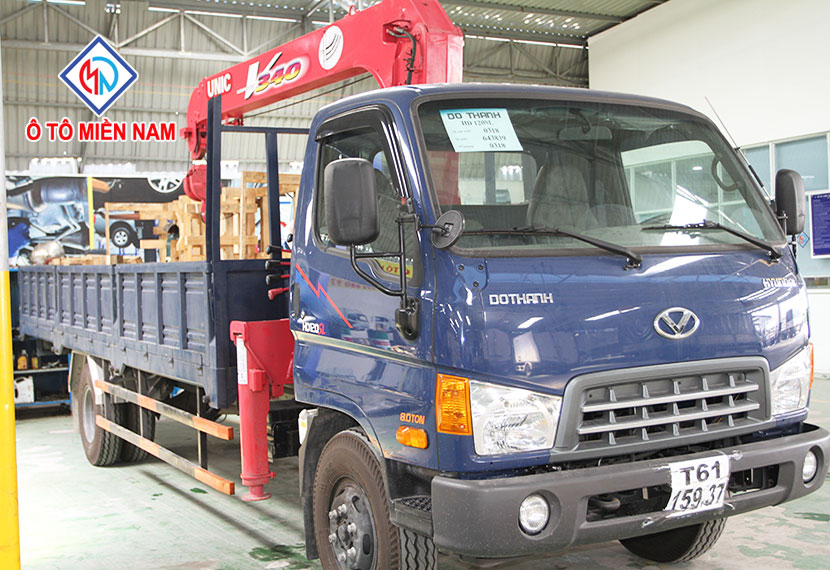 ô tô tải Hyundai gắn cẩu